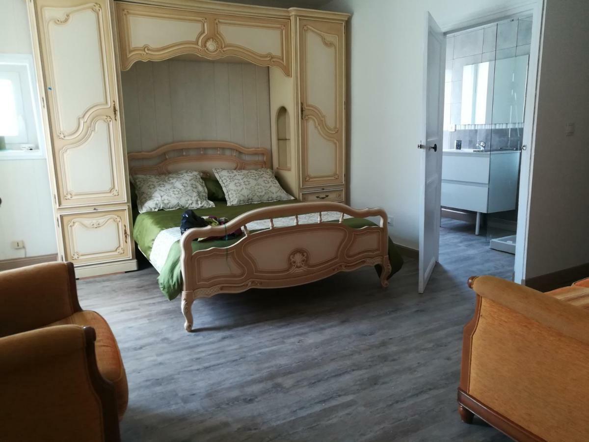 Logis Des Chouans Apartment Les Landes-Genusson Luaran gambar